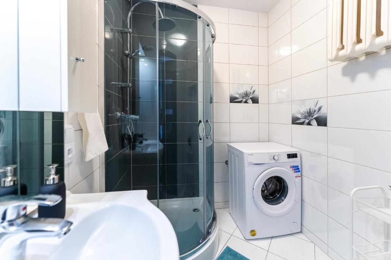 Apartament Waves & Sun Lägenhet Kołobrzeg Exteriör bild