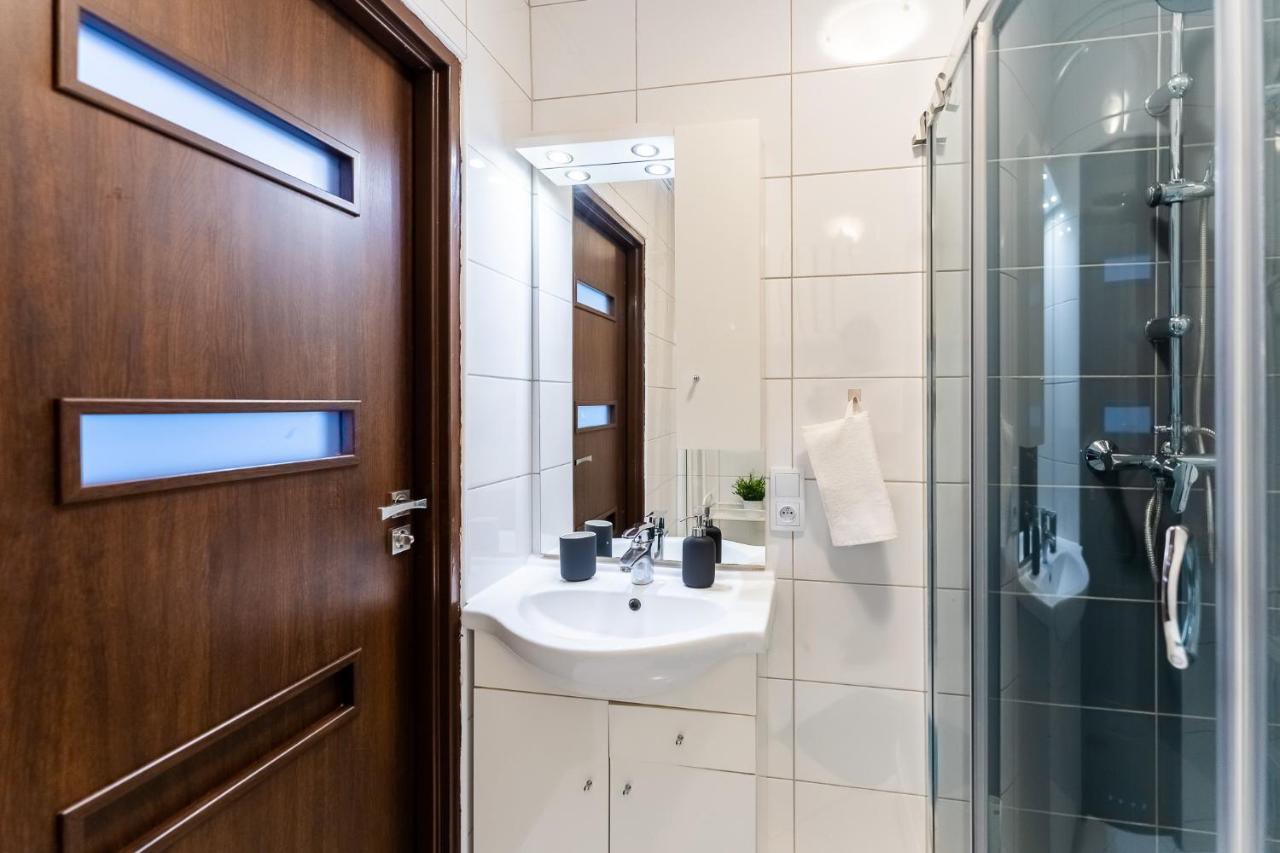 Apartament Waves & Sun Lägenhet Kołobrzeg Exteriör bild