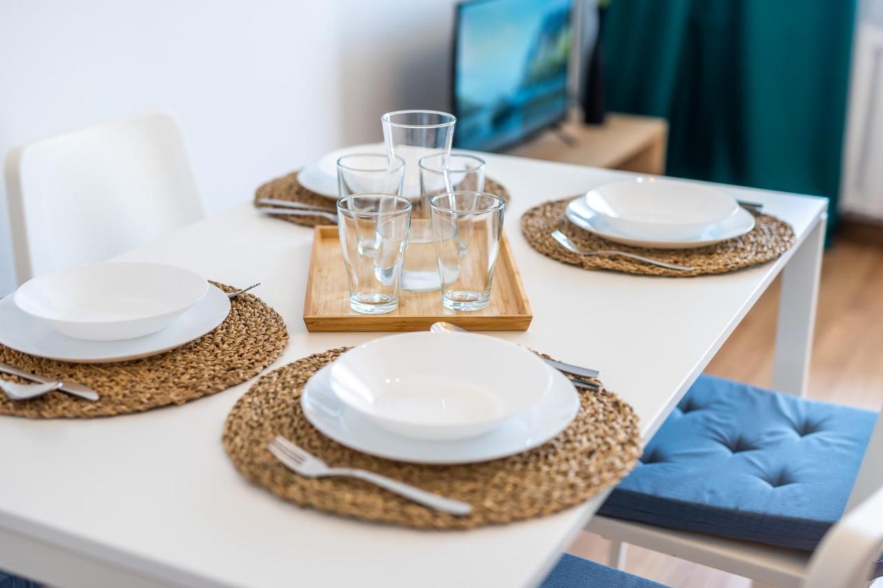 Apartament Waves & Sun Lägenhet Kołobrzeg Exteriör bild