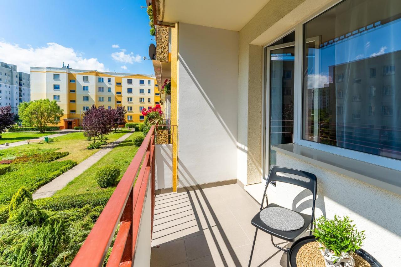 Apartament Waves & Sun Lägenhet Kołobrzeg Exteriör bild