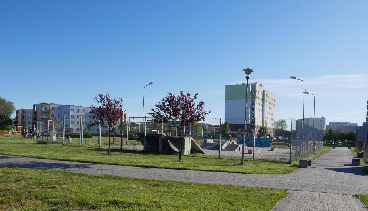 Apartament Waves & Sun Lägenhet Kołobrzeg Exteriör bild