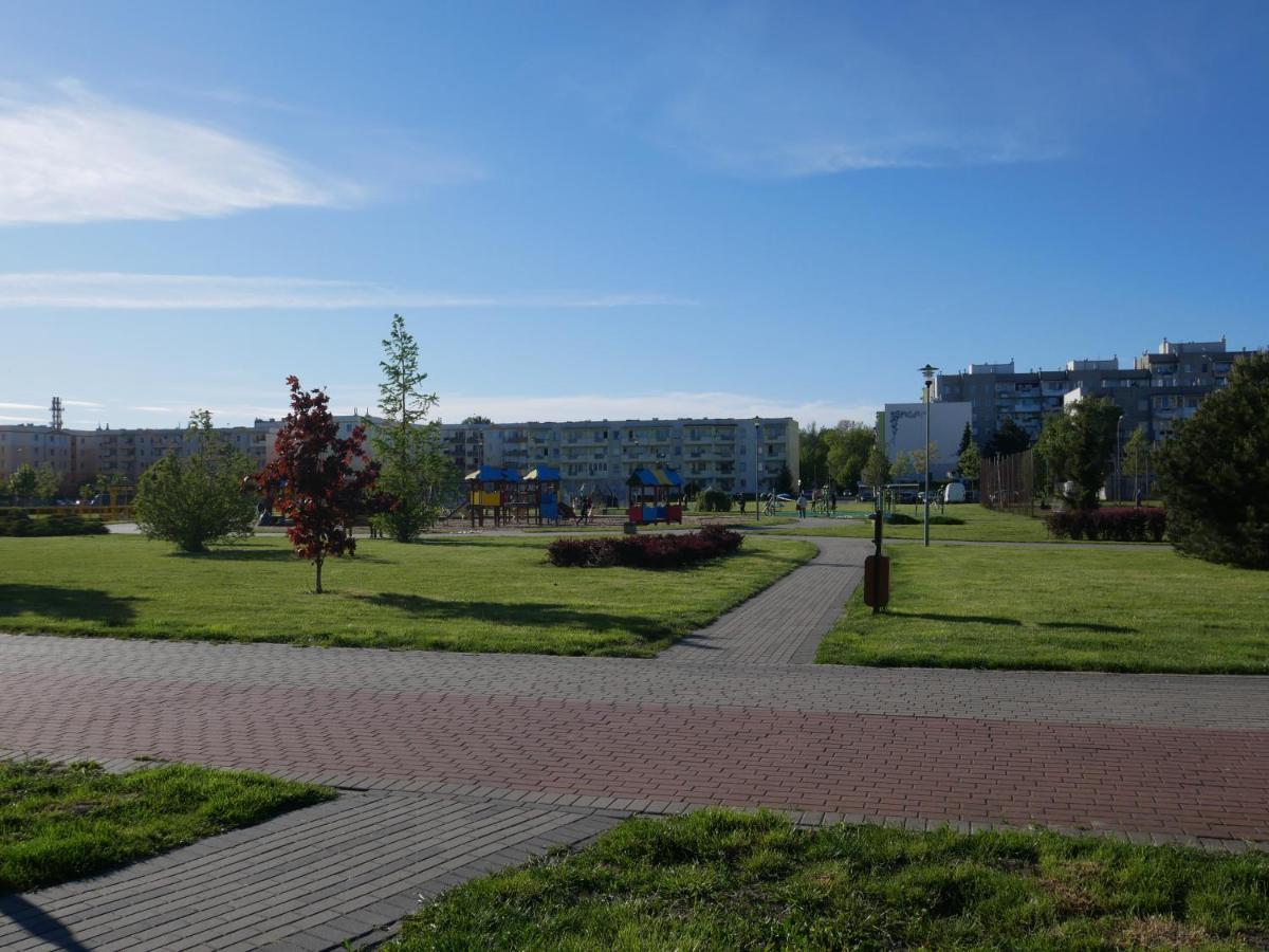 Apartament Waves & Sun Lägenhet Kołobrzeg Exteriör bild